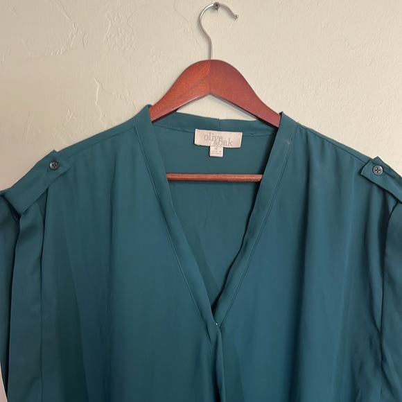 Olive and oak blouse - Picture 4 of 4